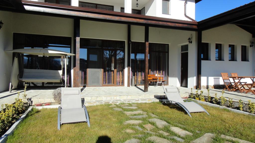 Guest House Hasiendata Pavel Banya Extérieur photo