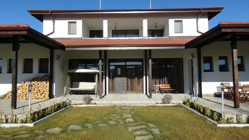 Guest House Hasiendata Pavel Banya Extérieur photo